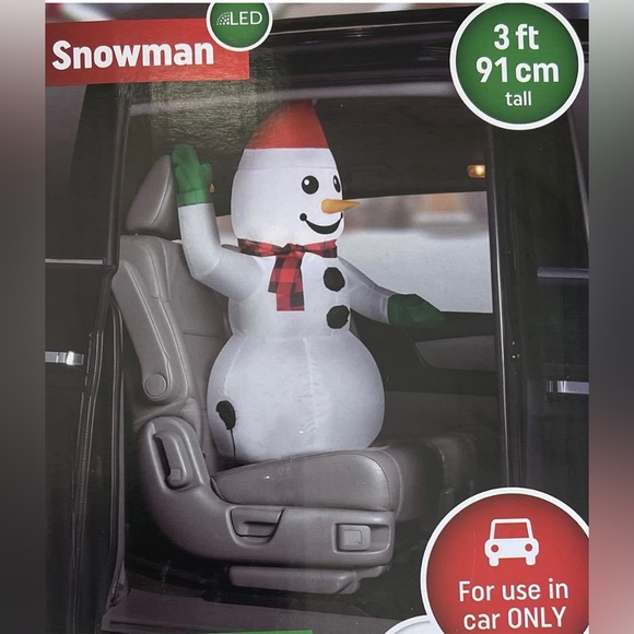 SNOWMAN LIGHTED CAR BUDDY INFLATABLE IS NEW IN THE BOX - Picture 1 of 4